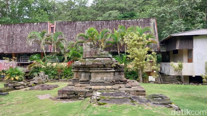 Candi Songgoriti
