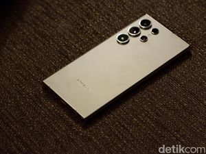 Kamera Galaxy S24 Ultra Juaranya Zoom Sampai ke Bulan