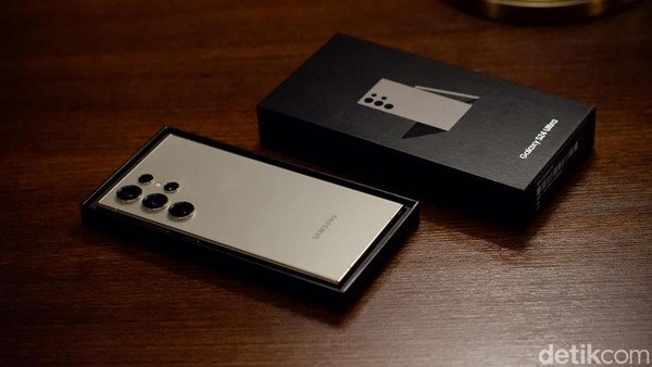 Galaxy S24 Ultra 本体 箱付き Samsung Galaxy S24 Ultra グレー Galaxy S24 Ultra 本体 箱付き Samsung Galaxy S24 Ultra グレー