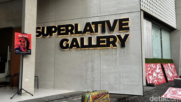 Galeri NFT pertama di ASEAN, Superlative Gallery, di Badung, Bali