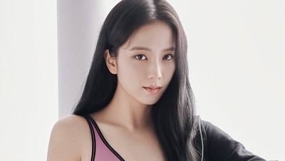 7 Gaya Seksi Jisoo BLACKPINK Jadi BA Alo Yoga, Pakai Bra Auto Sold Out