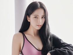 7 Gaya Seksi Jisoo BLACKPINK Jadi BA Alo Yoga, Pakai Bra Auto Sold Out