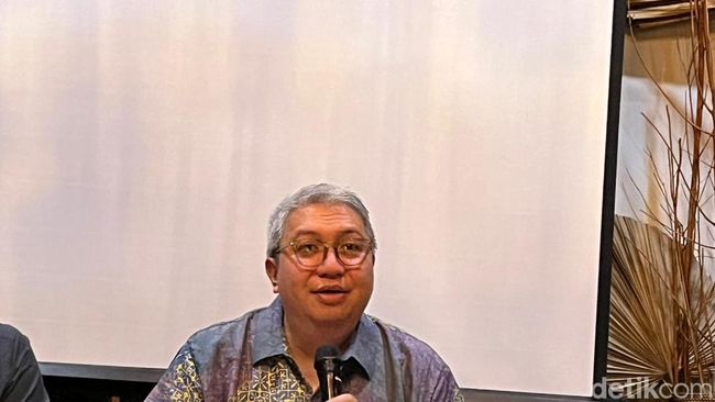 Ketua Umum APRINDO Roy Nicholas Mandey
