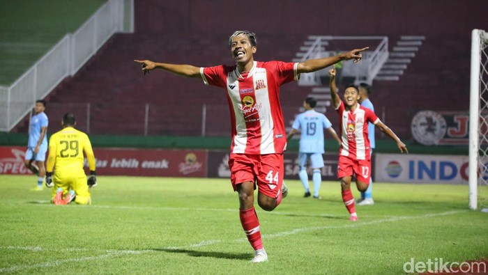 Laga Deltras FC vs Persela