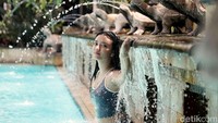 ⁠Laurencia Monica menyebut berenang jadi caranya untuk healing dan hilangkan stres. (Foto: pradita utama)