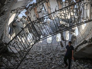 Menghitung Penghancuran Masjid-Gereja Bersejarah di Gaza