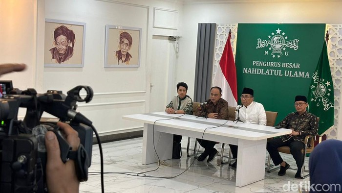 Menkominfo sowan ke Ketum PBNU Yahya Cholil Staquf.