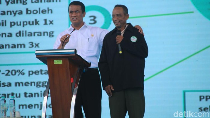 Kunker Mentan Andi Amran Sulaiman di Lapangan Kridosono Blora bertemu dengan puluhan ribu petani Kamis (18/1/2024).