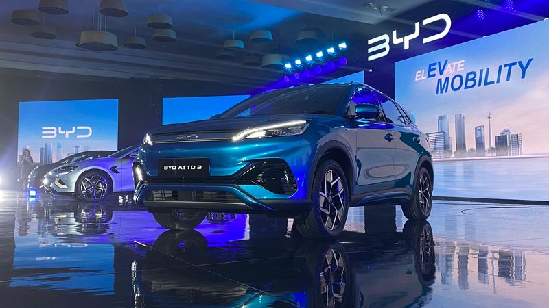 BYD luncurkan 3 mobil listrik