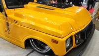 Mobil unik ini lahir dari cangkang dua buah Suzuki Jimny J1 yang digabung menjadi satu. Cangkang itu berdiri di atas sasis yang diambil dari Suzuki Escudo. Foto: Tokyo Auto Salon