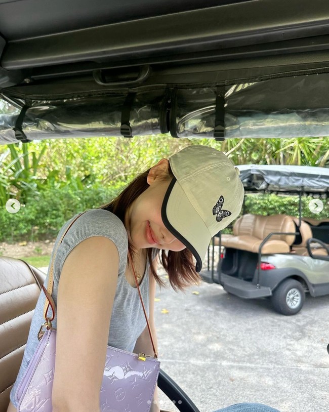Kedatangan Nayeon TWICE ke Bali tidak diketahui banyak penggemar. Alhasil banyak yang terkejut setelah melihat unggahan Instagram-nya, Rabu (17/1/2024) kemarin. Foto: dok. Instagram @nayeonyny