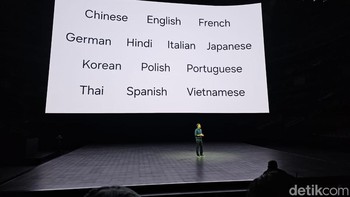Fitur Live Transcript baru di Galaxy S24 mendukung 13 bahasa. Foto: Adi Fida Rahman/detikinet