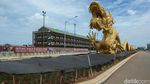 Penampakan Naga Emas Raksasa Sepanjang 153 Meter di PIK 2