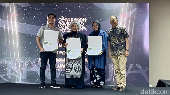 Penerima Anugaerah Avirama Nawasena