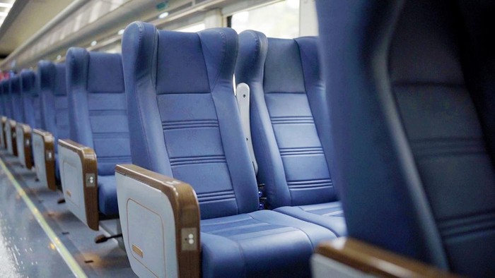 Potret KA Taksaka Pakai Kereta Kereta Eksekutif dan Luxury New Generation PT Kereta Api Indonesia (Persero) mengoperasikan KA Taksaka relasi Gambir-Yogyakarta pp dengan menggunakan jenis Kereta Eksekutif New Generation dan Kereta Luxury New Generation, terhitung mulai Kamis, (18/1/2024).