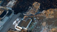 Gunung tersebut meletus pada Minggu (14/1/2024) lalu. Lahar mengalir ke Kota Grindavik, Islandia dalam letusan kedua yang terjadi di daerah tersebut.  