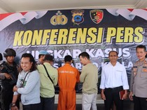 Pria di Kalsel Bunuh Bidan Serahkan Diri ke Polisi, Sempat Ikuti Acara Guru