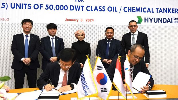 PT Pertamina International Shipping menandatangani kerja sama pembangunan 15 kapal tanker Medium Range (MR) dengan Hyundai Mipo Dockyard. (Pertamina International Shipping)