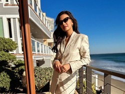 8 Foto Raline Shah Kondangan ke Malibu, Penampilan Bak Sosialita Curi Atensi