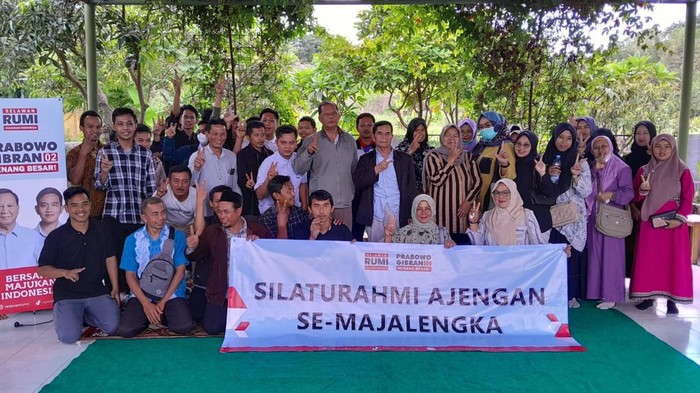 Sejumlah ajengan di Majalengka siap menangkan Prabowo-Gibran.