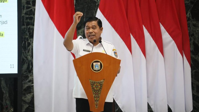 Sekretaris Jenderal (Sekjen) Kementerian Dalam Negeri (Kemendagri) Suhajar Diantoro Sekretaris Jenderal (Sekjen) Kementerian Dalam Negeri (Kemendagri) Suhajar Diantoro.