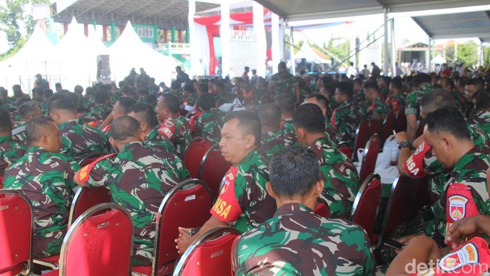 Situasi Lapangan Kridosono Blora jelang kedatangan Menteri Pertahanan (Menhan) Prabowo Subianto dan Menteri Pertanian (Mentan) Andi Amran Sulaiman, Kamis (18/1/2024).