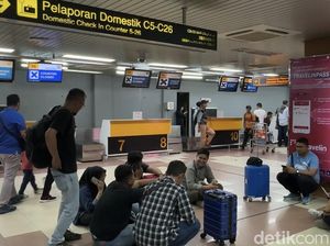 17 Penerbangan Terganggu Akibat Penutupan Bandara Minangkabau