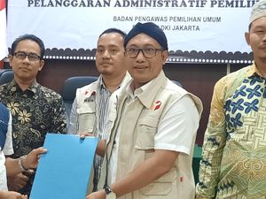 Bikin Lansia Celaka, Bendera Parpol di Flyover Kuningan Diadukan ke Bawaslu