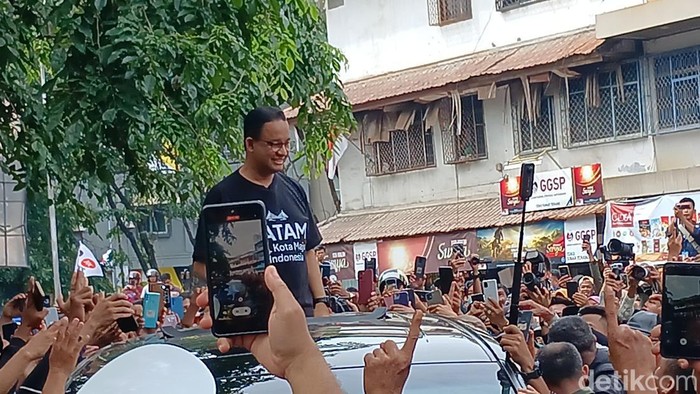 Capres nomor urut 1 Anies Baswedan berkampanye di Batam.(Alamudin Hamapu/detikSumut)