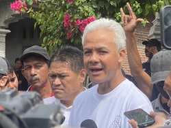 Ganjar-Mahfud Berkostum Anak Gunung di Debat Keempat