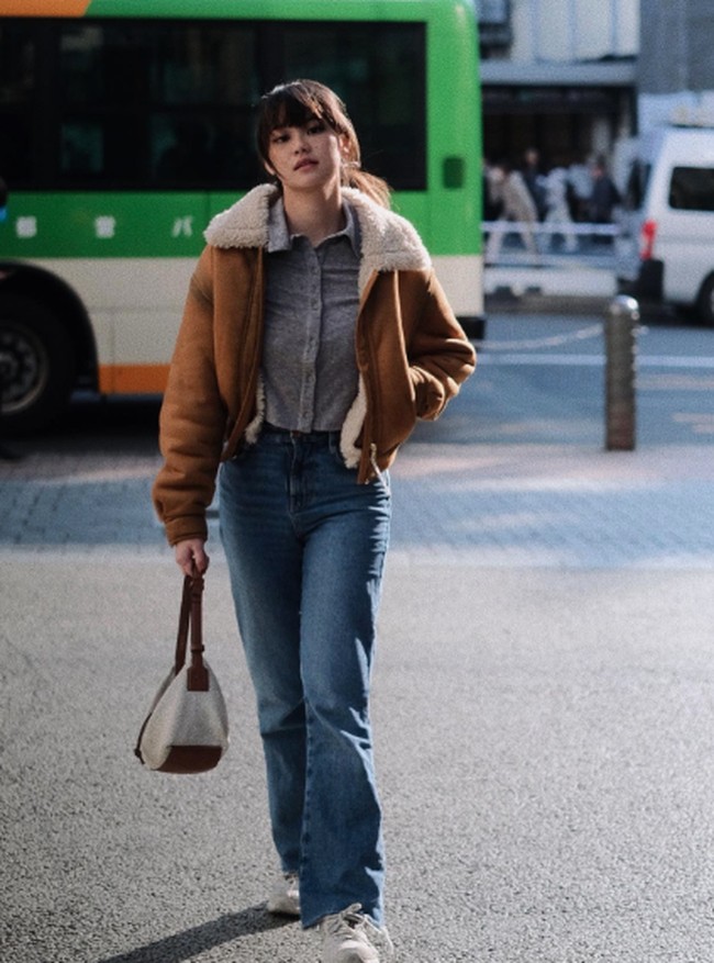 Gege Elisa masuk dunia entertainment pada usia ke-16. Kini namanya semakin populer setelah berakting dalam beberapa film hingga FTV. Foto: dok. Instagram @gegeelisa94