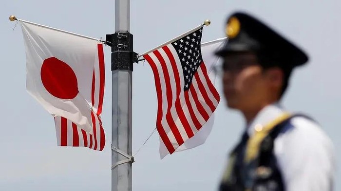 The flags of Japan and the US. (File photo: Reuters)