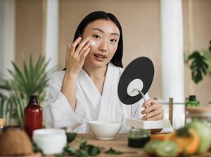 Tipe Kulit yang Sangat Dianjurkan Pakai Masker Wajah