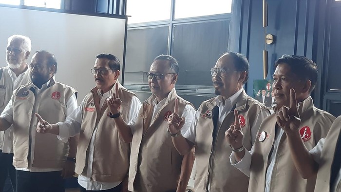 Relawan Jenggala Center menyatakan sikap mendukung pasangan nomor urut 1 Anies Baswedan dan Muhaimin Iskandar atau Cak Imin di Pilpres 2024. Menurut Jenggala Center, Anies-Cak Imin memiliki rekam jejak yang mumpuni untuk melakukan perubahan.