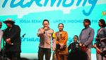 Momen Ambyar Kapolri Nyanyi dan Joget Bareng Warga Jogja