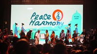 Foto: Kapolri Jenderal Listyo Sigit Prabowo apresiasi lagu Polisi Jagoanku ciptaan Ndarboy Genk dan Butet Kertaredjasa (dok.istimewa)