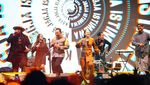 Momen Ambyar Kapolri Nyanyi dan Joget Bareng Warga Jogja