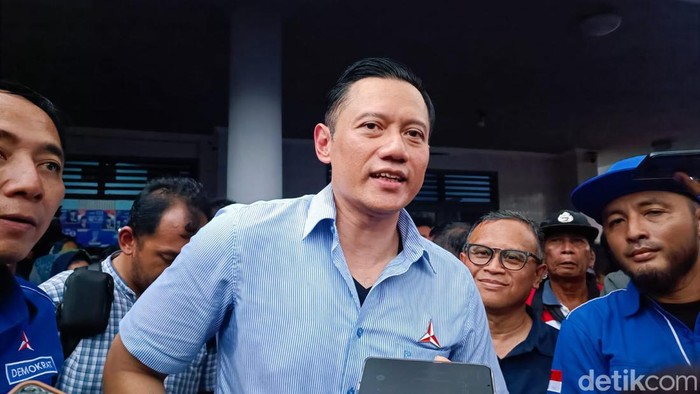 Ketum Partai Demokrat Agus Harimurti Yudhoyono (AHY) di Stadion Kridosono, Jogja, Jumat (19/1/2024).