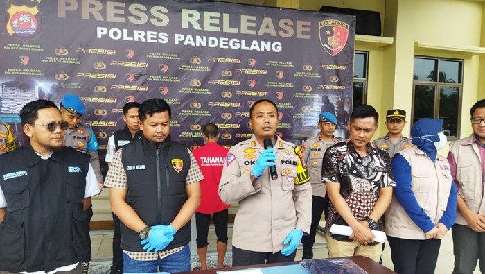 Konpers Polres Pandeglang terkait kasus pria perkosa anak tiri hingga hamil