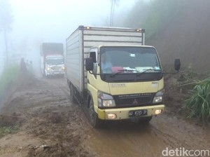 Evakuasi Longsor Rampung, Jalan Boyolali-Magelang di Selo Bisa Dilewati Lagi