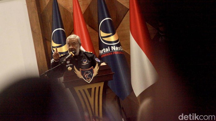 Mahasiswa-Pemuda Dukung AMIN dalam Pilpres 2024 Puluhan mahasiswa mengikuti deklarasi mendukung AMIN dan Partai Nasdem. Deklarasi ini berlangsung di ABN Nasdem, Jakarta.
