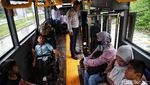 Melihat Semangat Siswa ke Sekolah dengan Bus Ramah Disabilitas