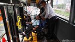Melihat Semangat Siswa ke Sekolah dengan Bus Ramah Disabilitas