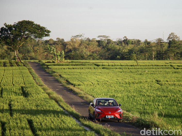 Road Trip 1.400 km dengan Mobil Listrik MG 4 EV, Siapa Takut?