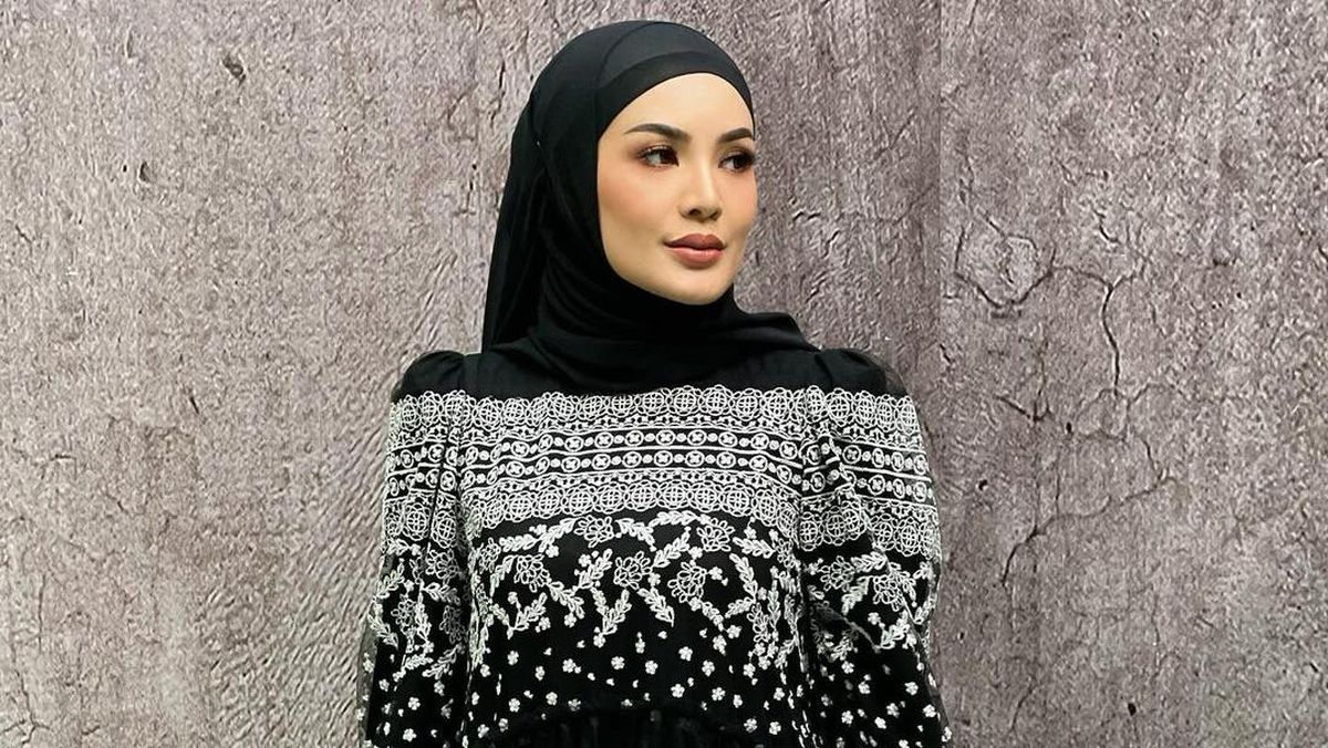 Birinchi marta jinsiy aloqa qiz bilan band