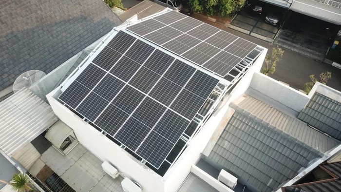 Pendanaan ini diberikan oleh SEEAA dan New Energy Nexus melalui Indonesia 1 Fund sebagai co-investor dan diharapkan mempercepat implementasi Pembangkit Listrik Tenaga Surya (PLTS) atap di Indonesia untuk segmen residensial dan rumah tangga.