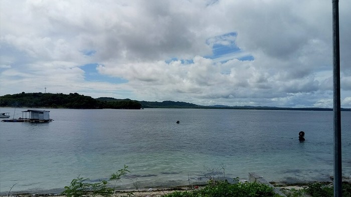 Pesona Pulau Mamburit