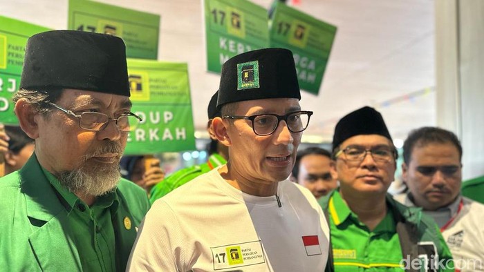 Sandiaga Uno di Surabaya