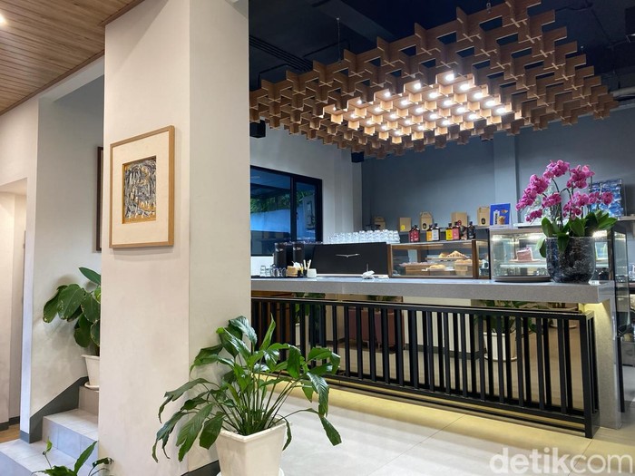 Second Floor Coffee: Kolaborasi Rasa Kopi dan Buah yang Unik Segar