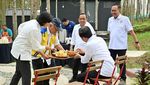 Menkeu Sri Mulyani Tak Gengsi Kulineran Kaki Lima di Semarang